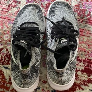 Nike Gray & Black Knit Frees